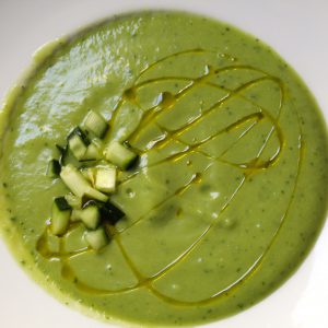 Crema fría de aguacate y pepino